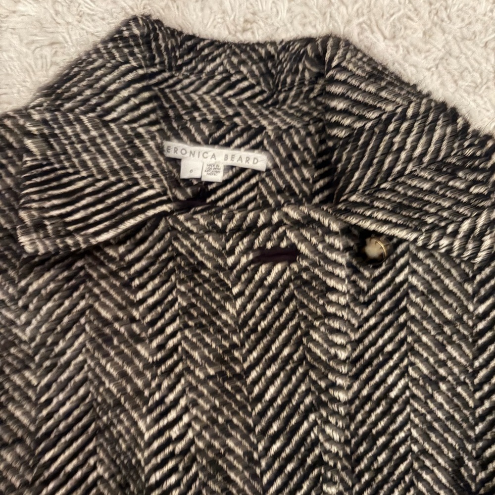 Veronica Beard Black and White Herringbone Dickey Compatible Coat, 6, EUC - Picture 2 of 9